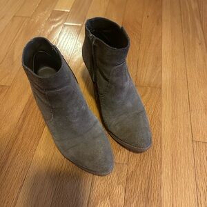 Treasure & Bond Gray Suede Ankle Booties
